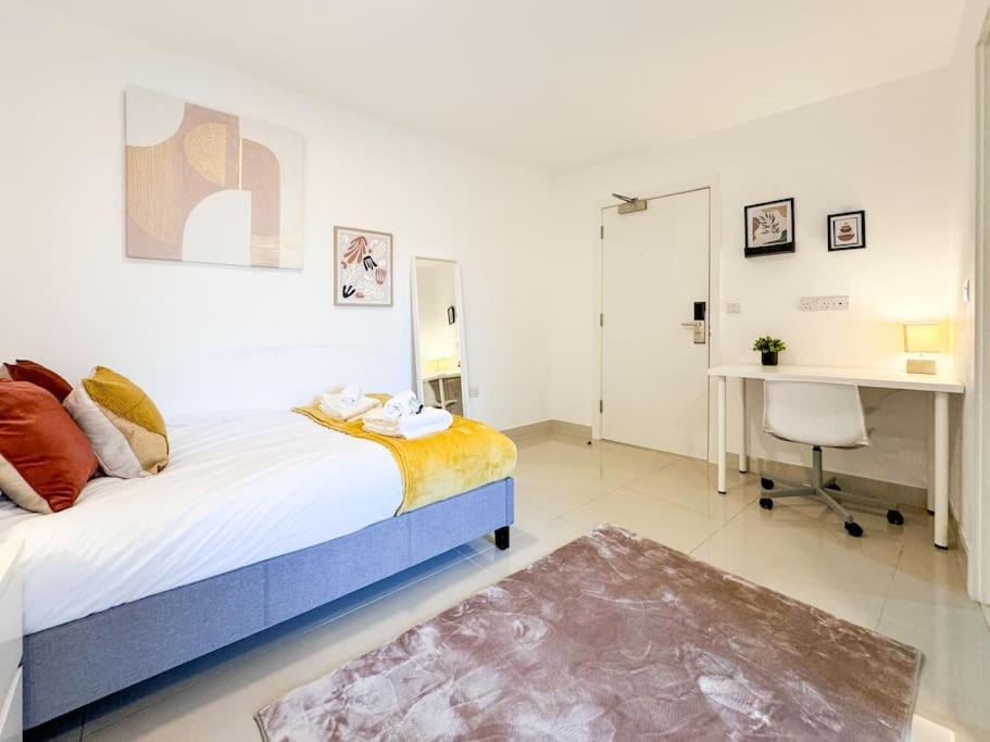 3 Bedroom Apt By Threethreethreesproperty Short Lets & Serviced Accommodation Leeds With Wi-Fi & Parking المظهر الخارجي الصورة