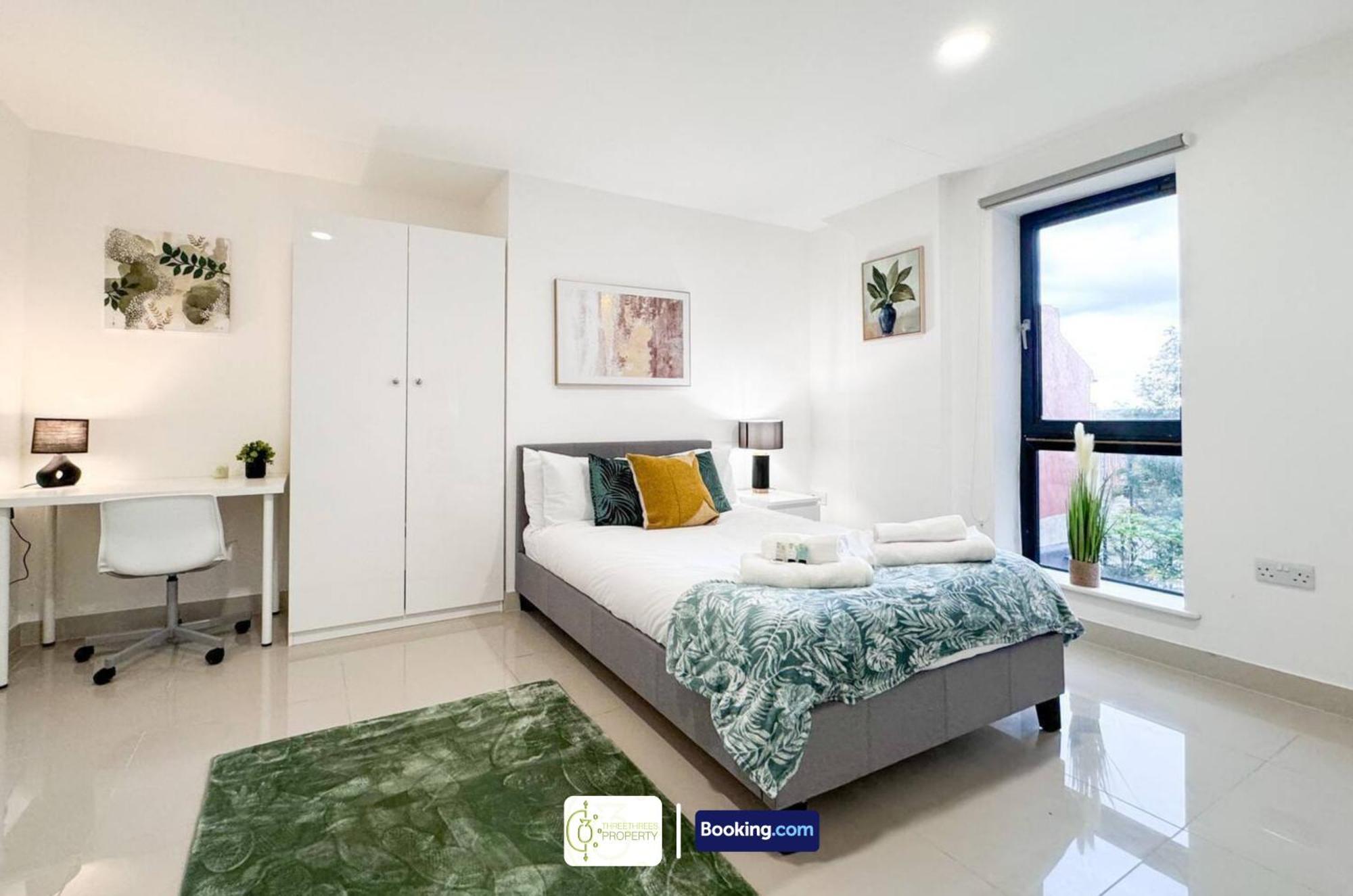 3 Bedroom Apt By Threethreethreesproperty Short Lets & Serviced Accommodation Leeds With Wi-Fi & Parking المظهر الخارجي الصورة